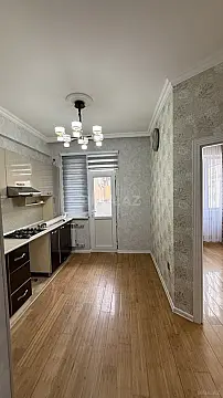 Satılır 2 otaqlı mənzil 45 m²