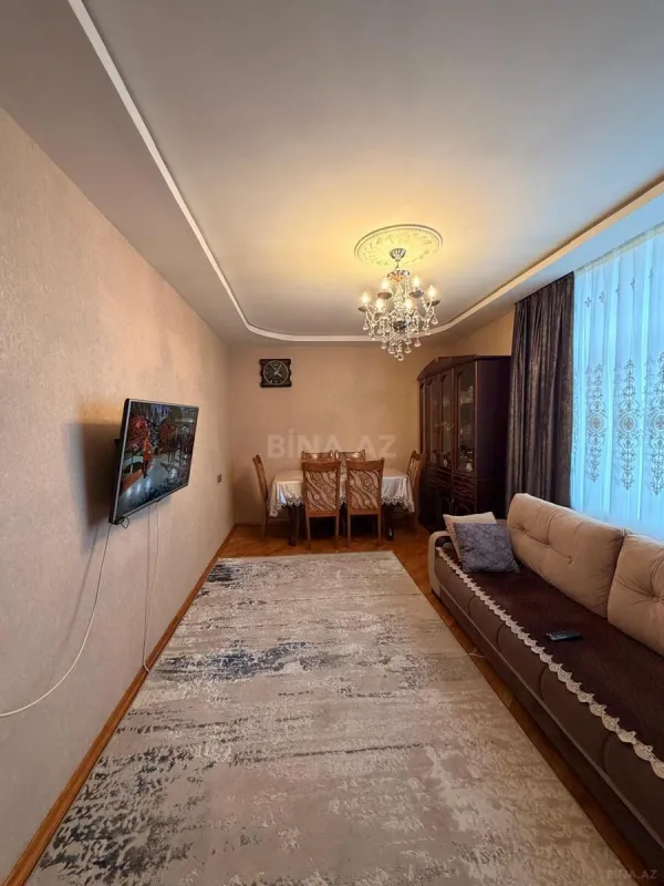 Satılır 2 otaqlı mənzil 70 m²