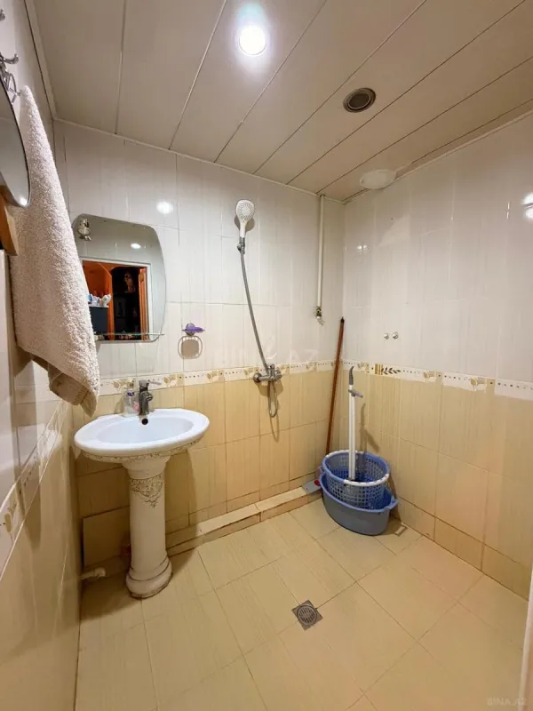 Satılır 2 otaqlı mənzil 70 m²