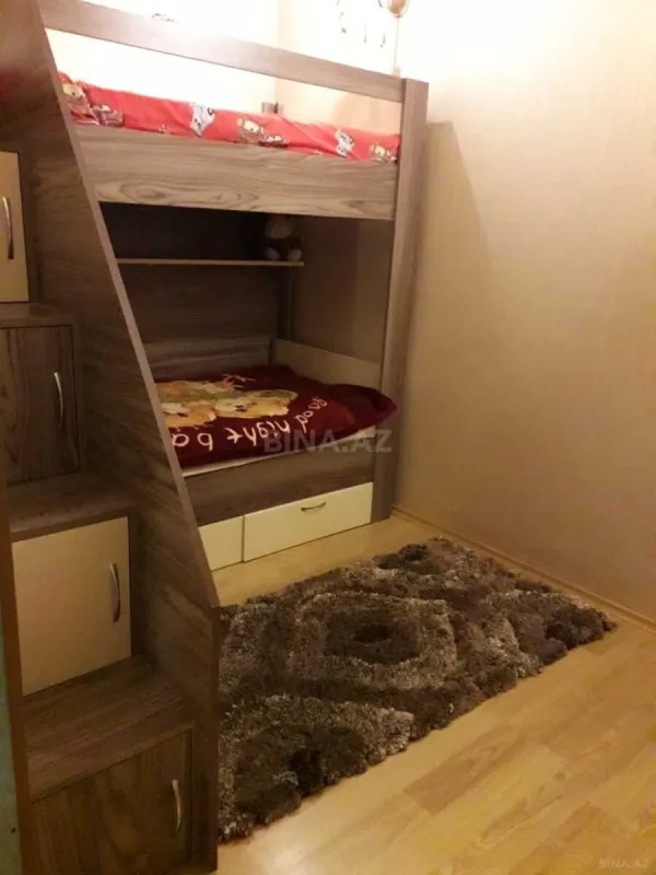 Satılır 2 otaqlı mənzil 90 m²