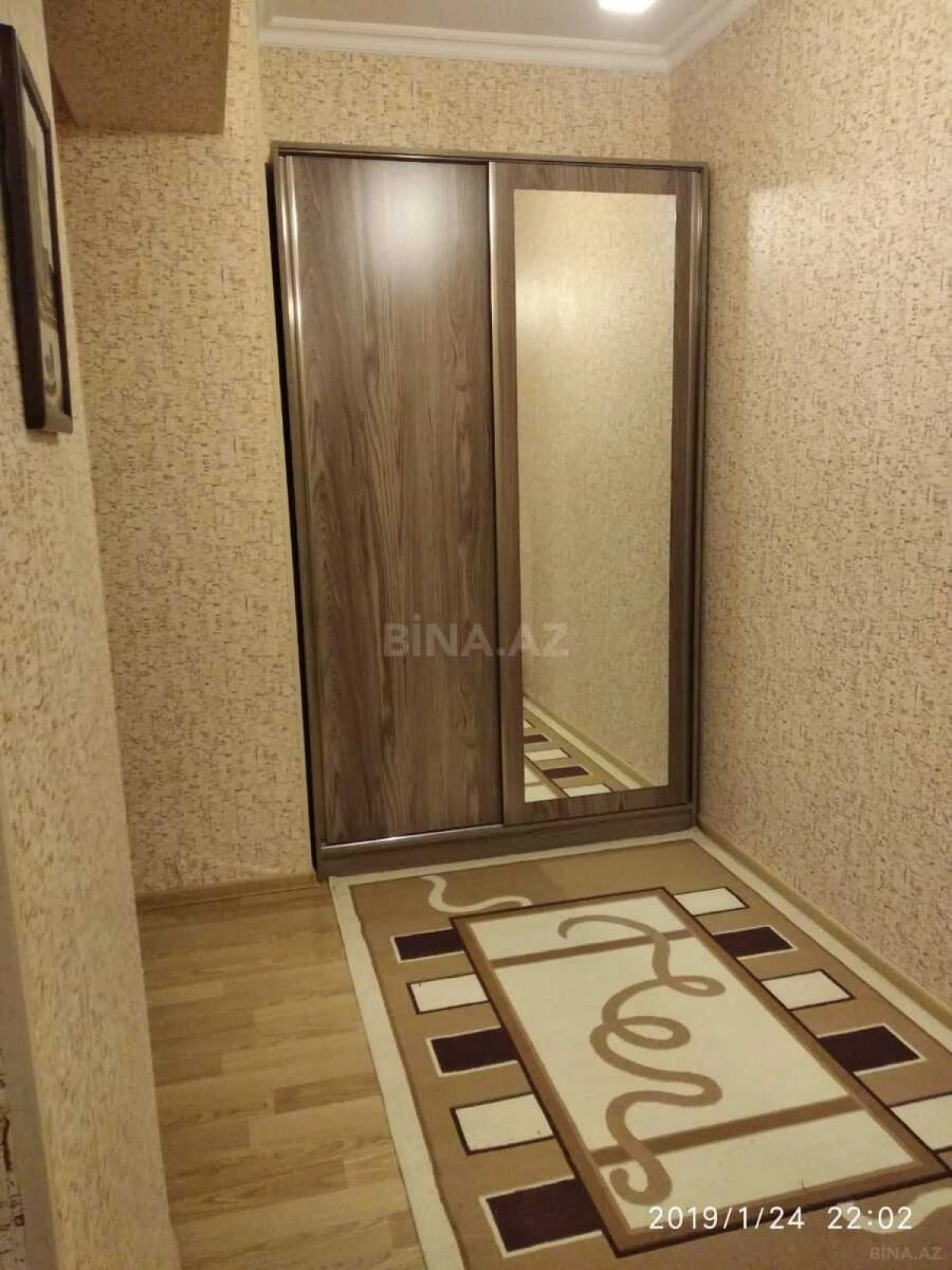 Satılır 2 otaqlı mənzil 90 m²