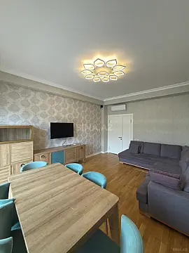 Satılır 3 otaqlı mənzil 92 m²