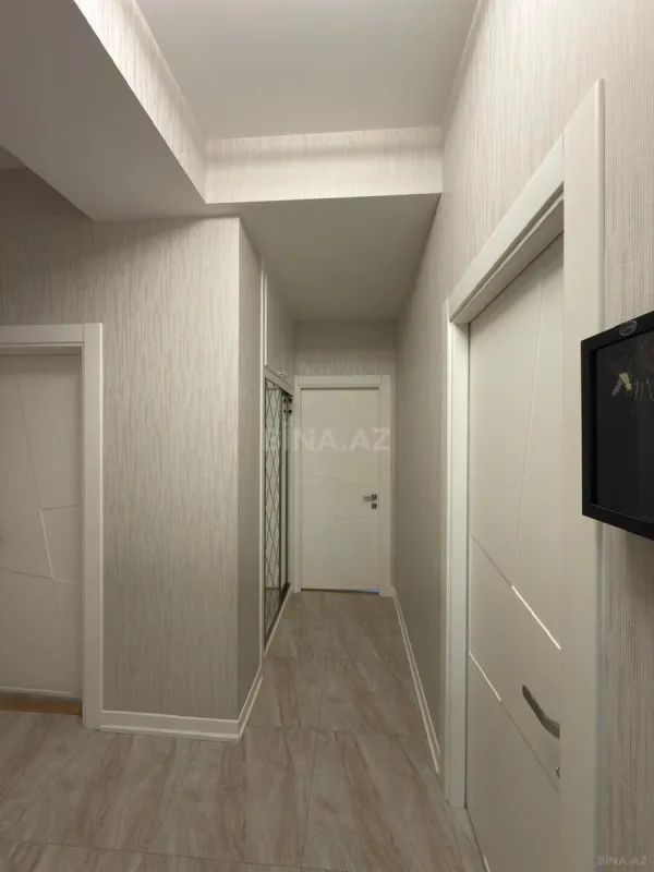 Satılır 3 otaqlı mənzil 92 m²