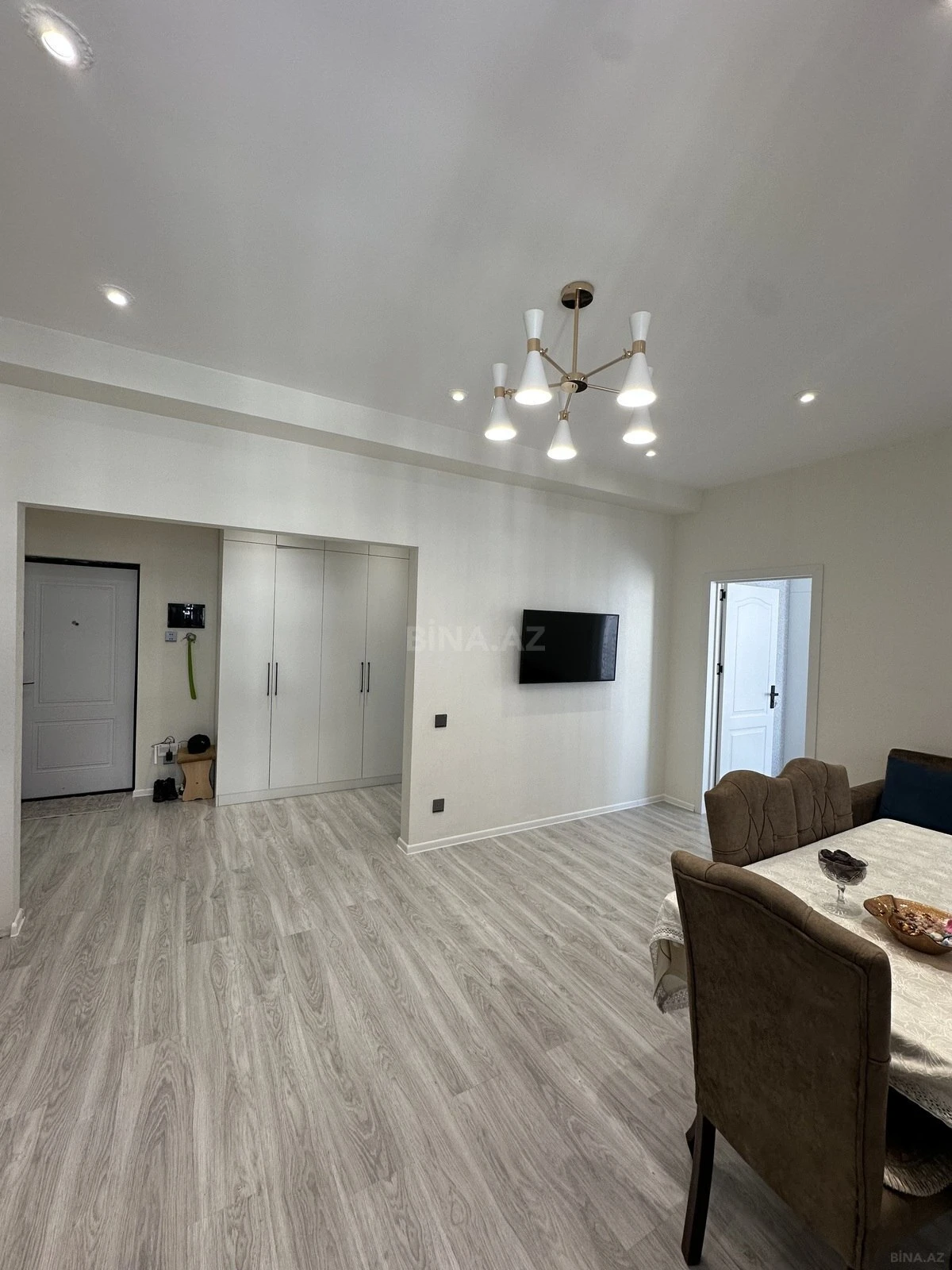 Satılır 3 otaqlı mənzil 75 m²