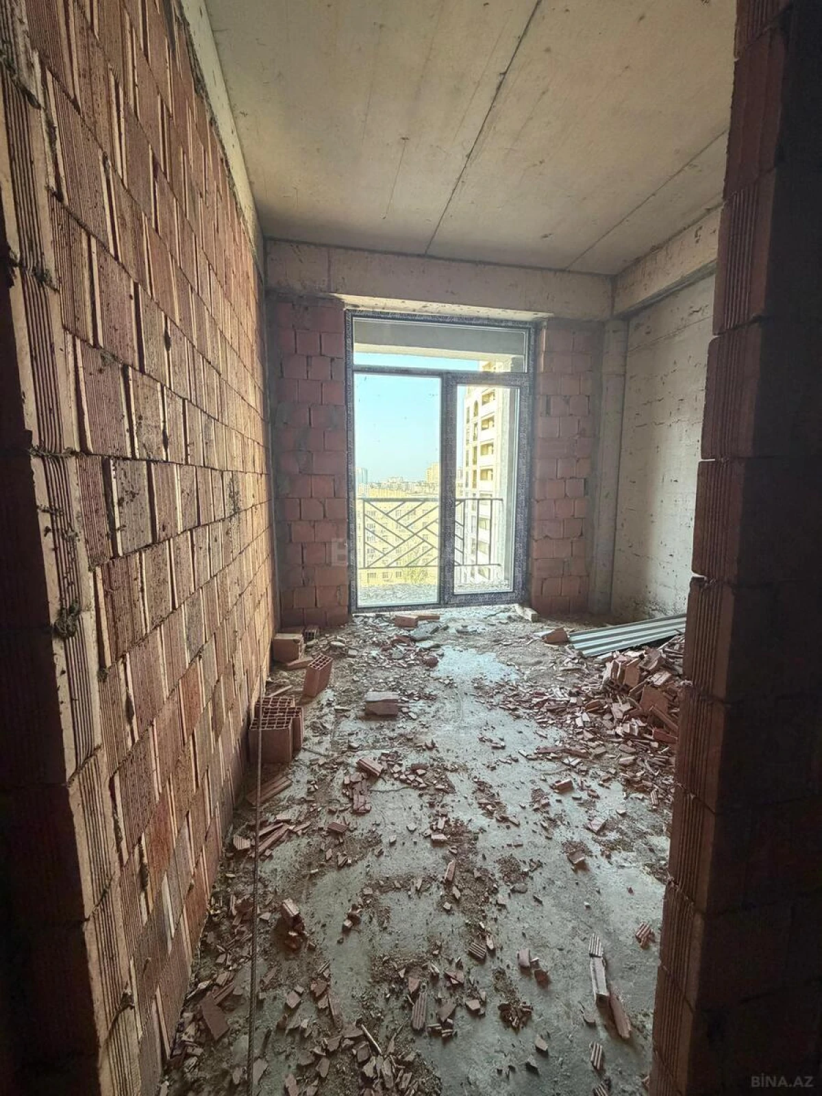 Satılır 2 otaqlı mənzil 44 m²