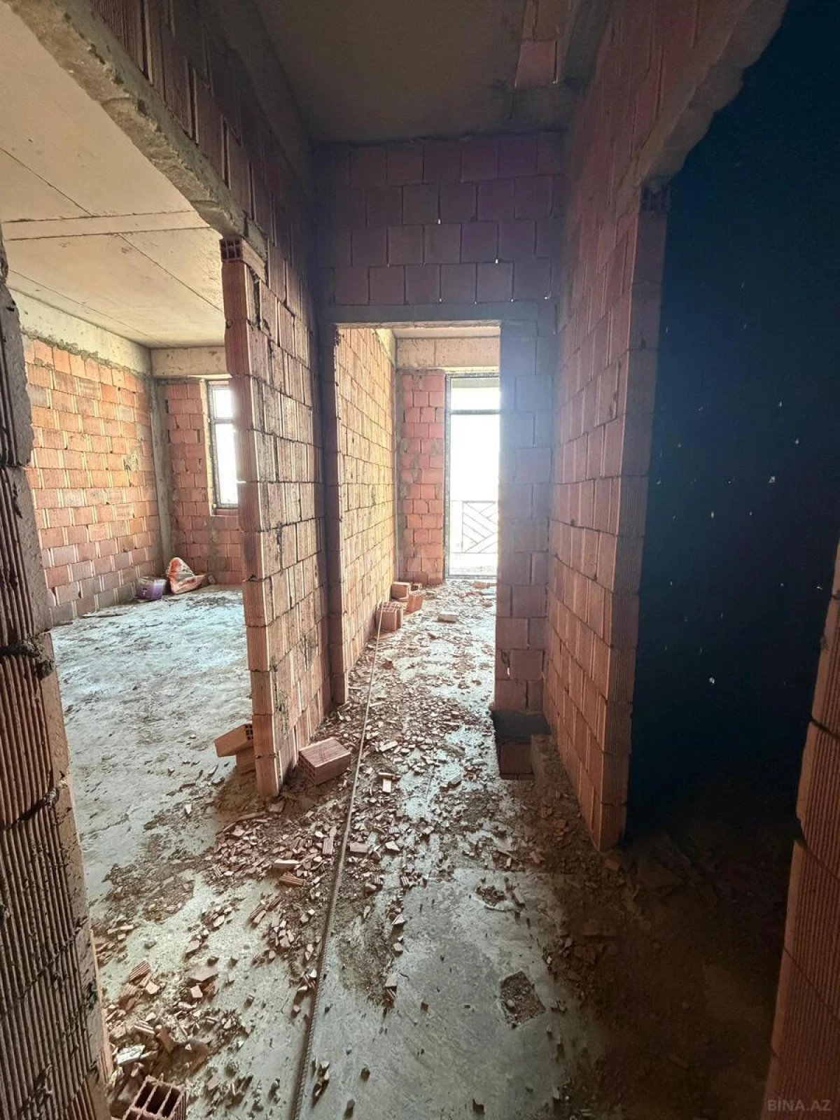 Satılır 2 otaqlı mənzil 44 m²