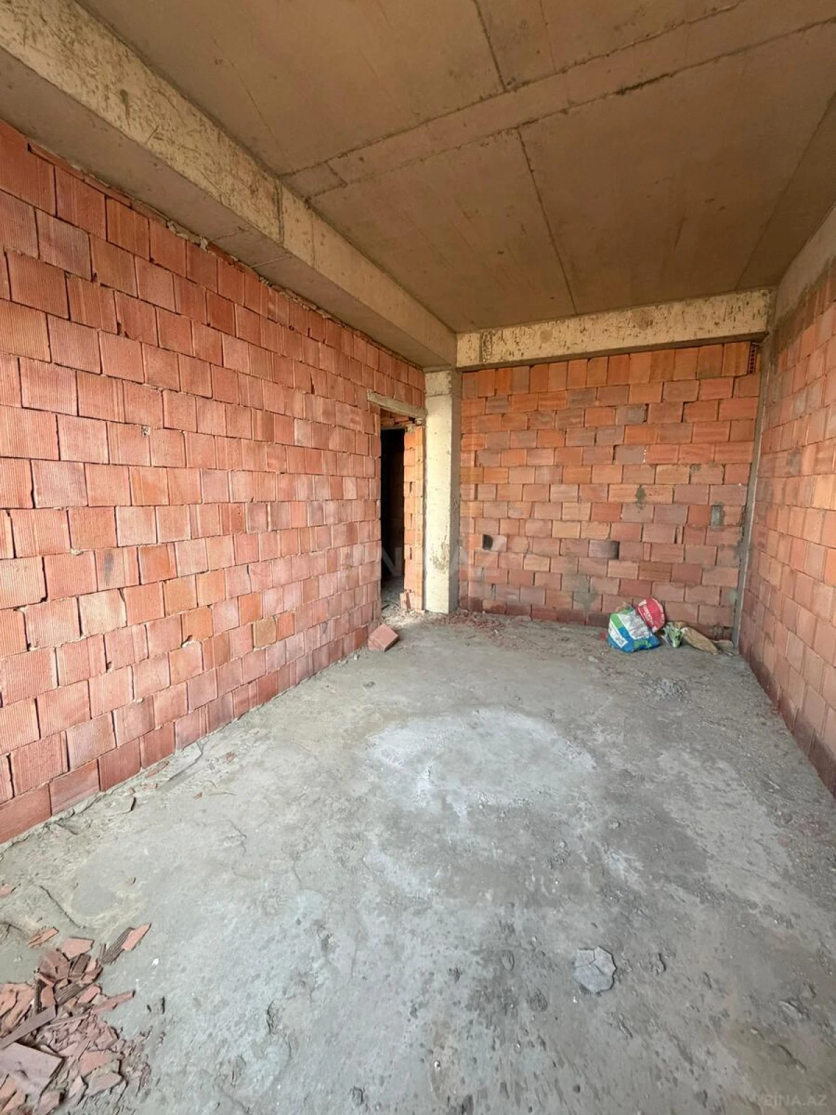 Satılır 2 otaqlı mənzil 44 m²