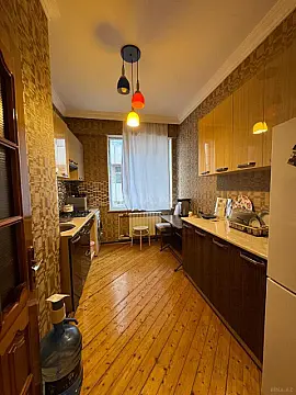 Satılır 2 otaqlı mənzil 75 m²