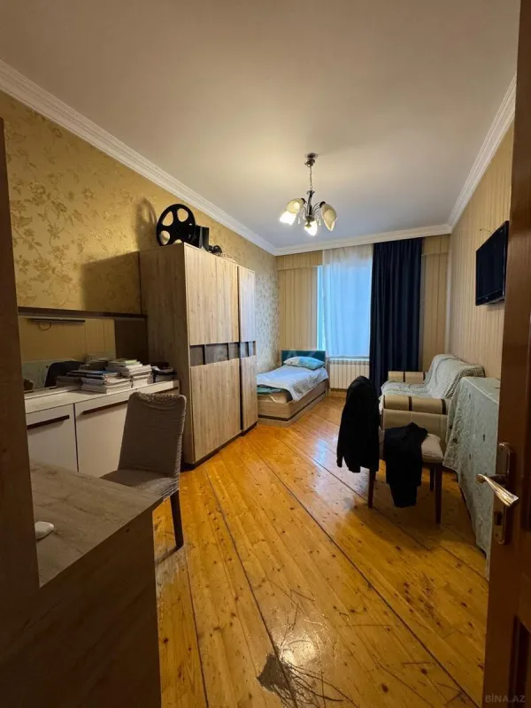 Satılır 2 otaqlı mənzil 75 m²