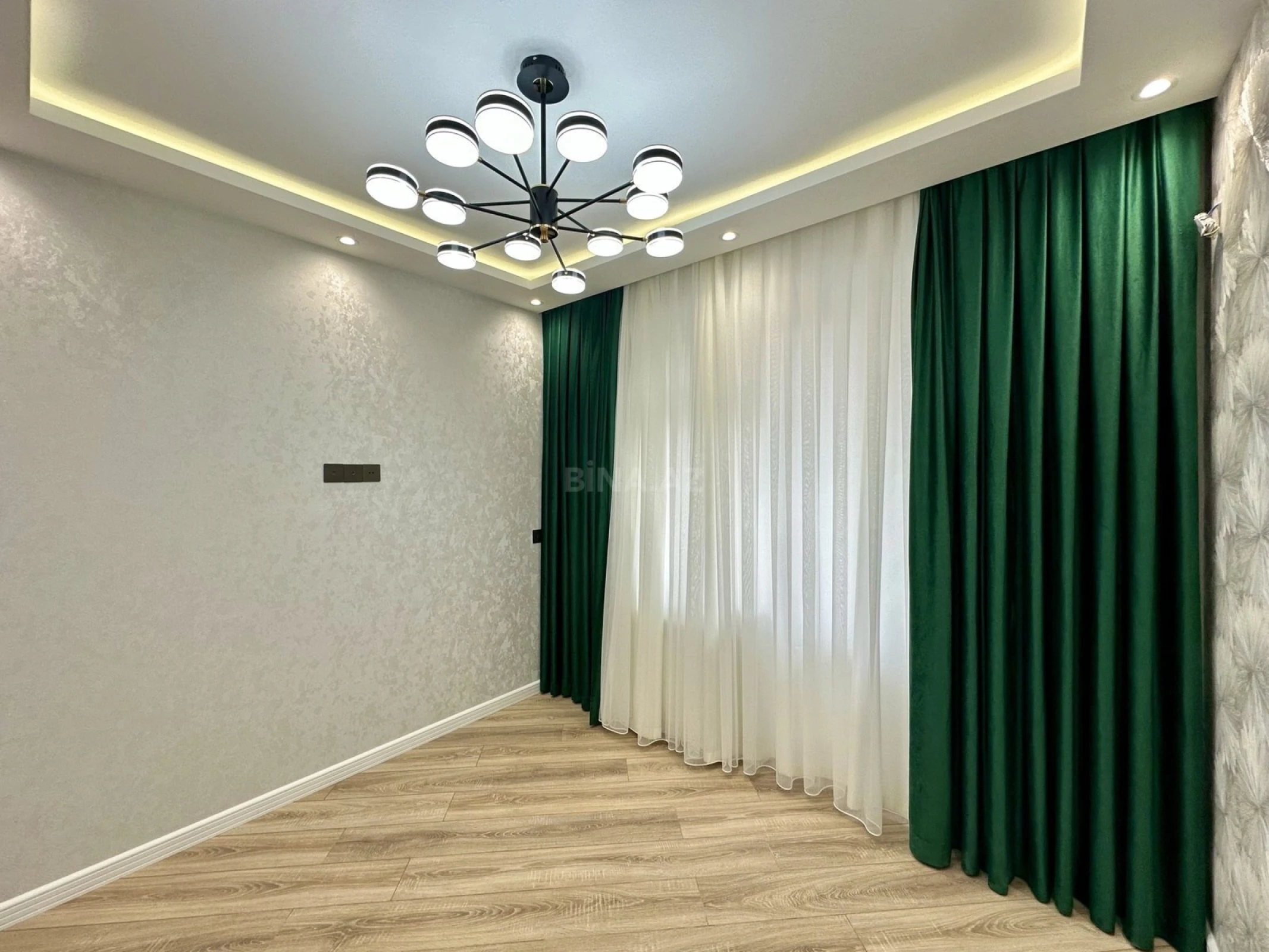 Satılır 3 otaqlı mənzil 80 m²