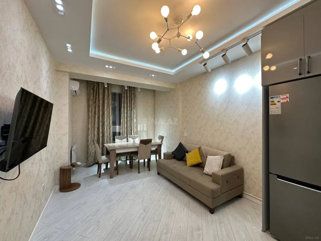 Kirayə verilir 2 otaqlı mənzil 60 m²