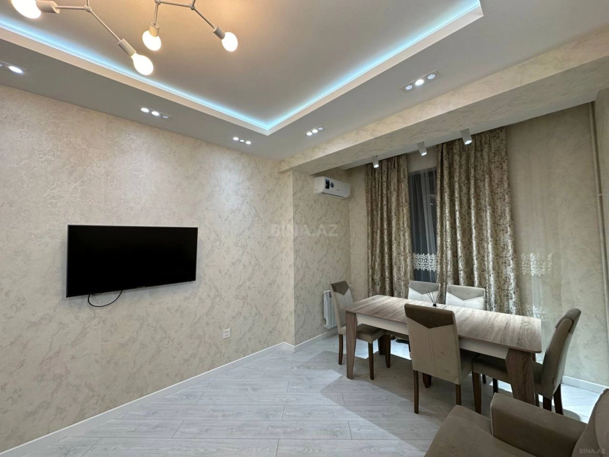 Kirayə verilir 2 otaqlı mənzil 60 m²