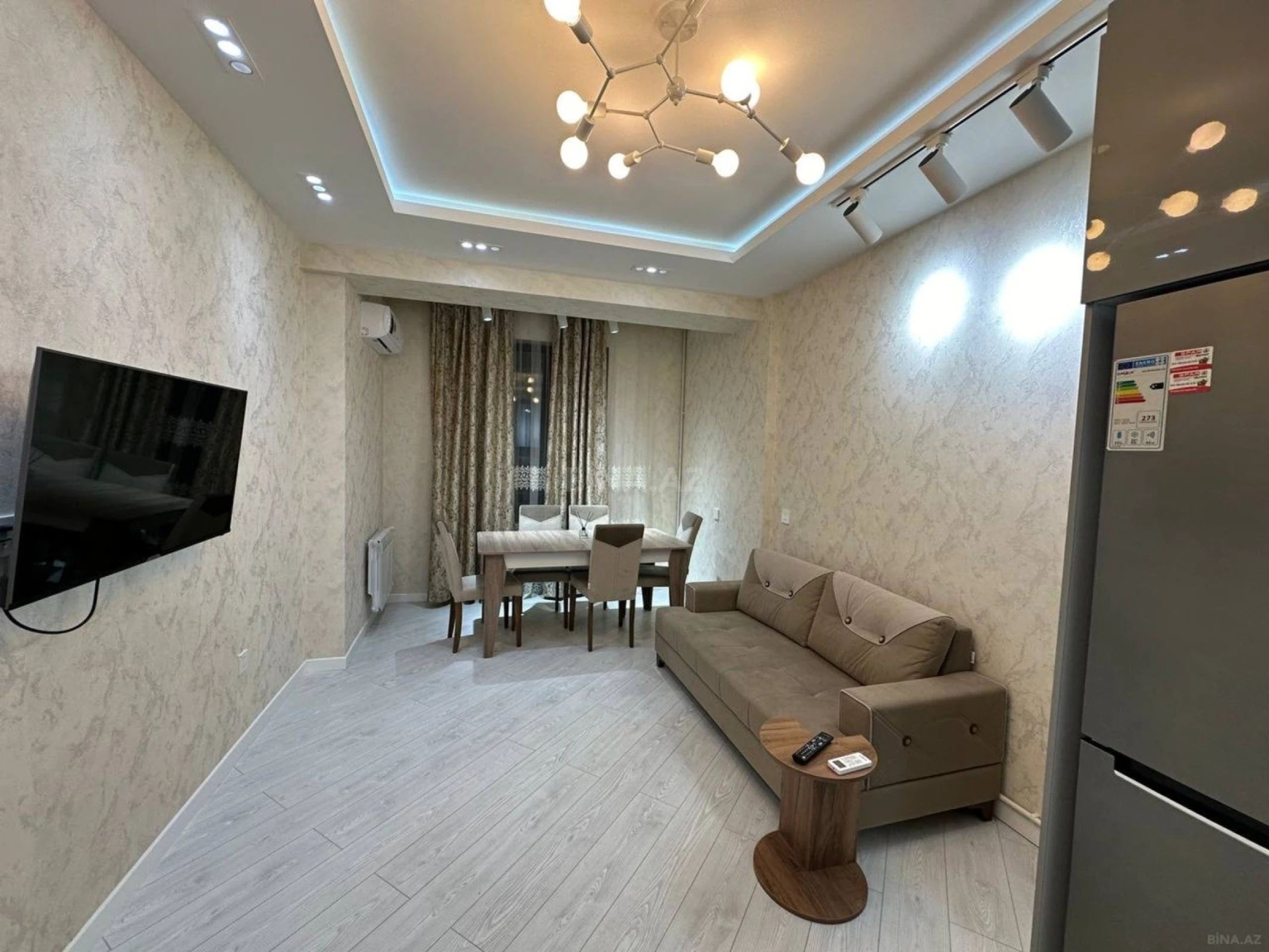 Kirayə verilir 2 otaqlı mənzil 60 m²