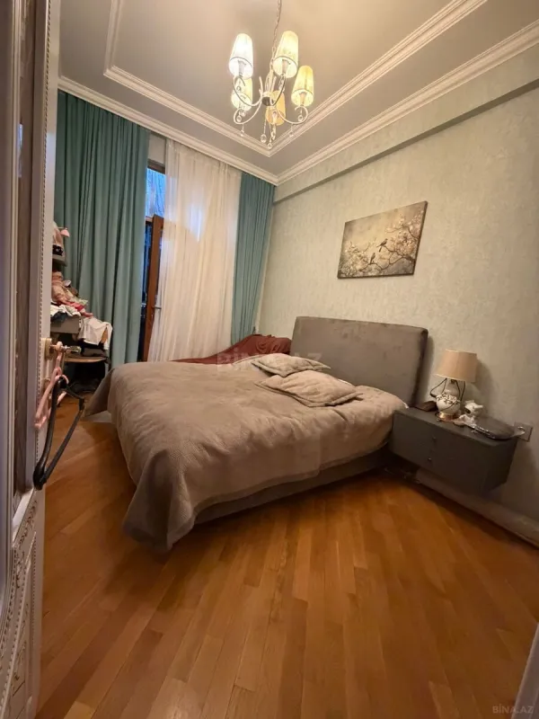 Satılır 2 otaqlı mənzil 56 m²