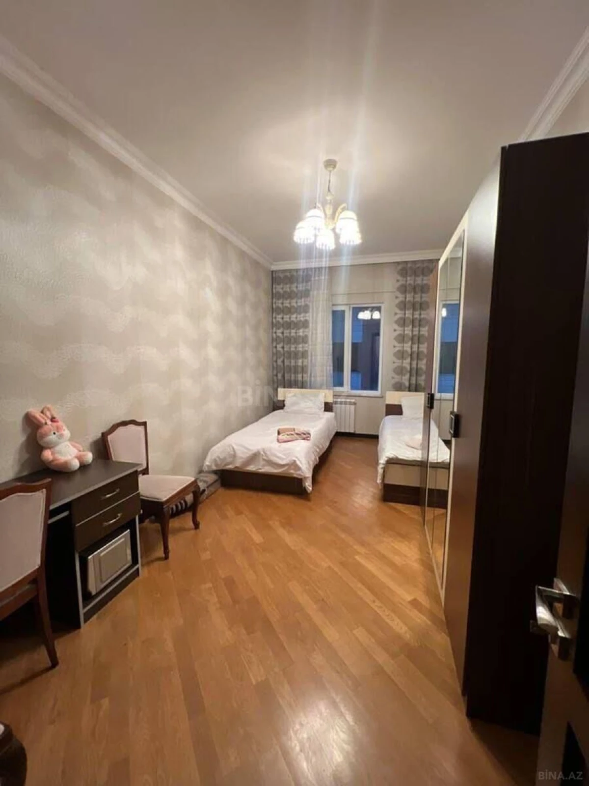 Satılır 3 otaqlı mənzil 95 m²
