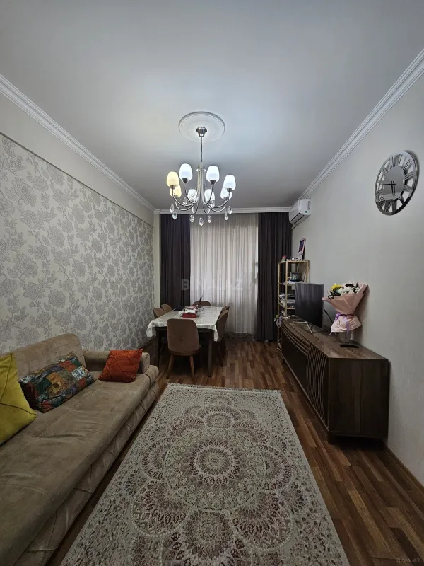 Satılır 2 otaqlı mənzil 58 m²