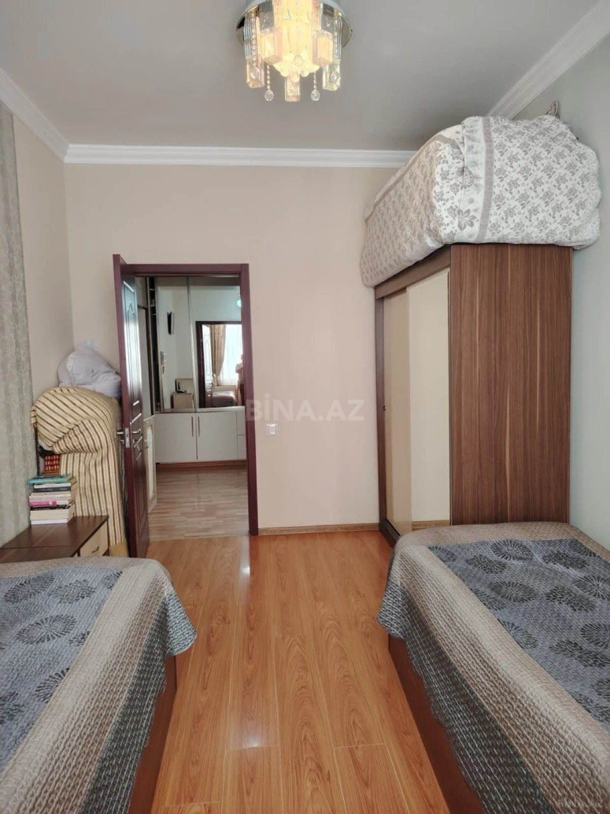 Satılır 3 otaqlı mənzil 96 m²
