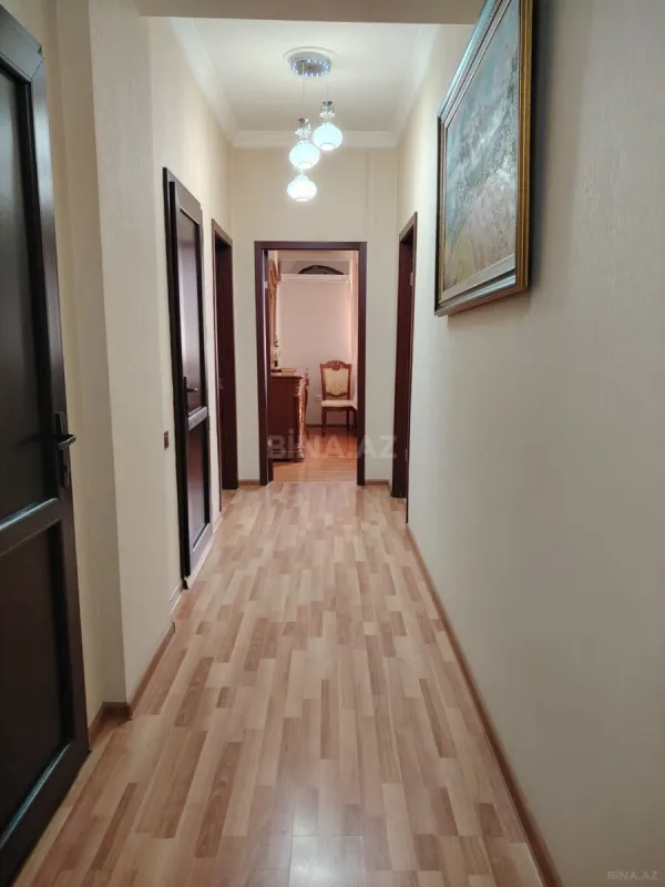 Satılır 3 otaqlı mənzil 96 m²
