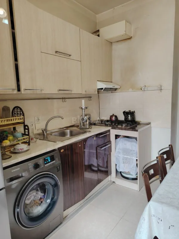 Satılır 3 otaqlı mənzil 96 m²