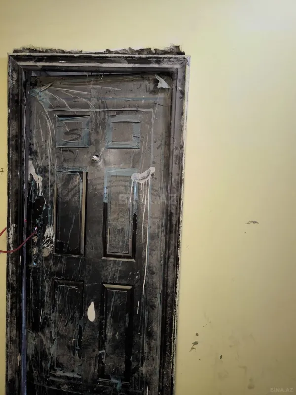 Satılır 3 otaqlı mənzil 138 m²