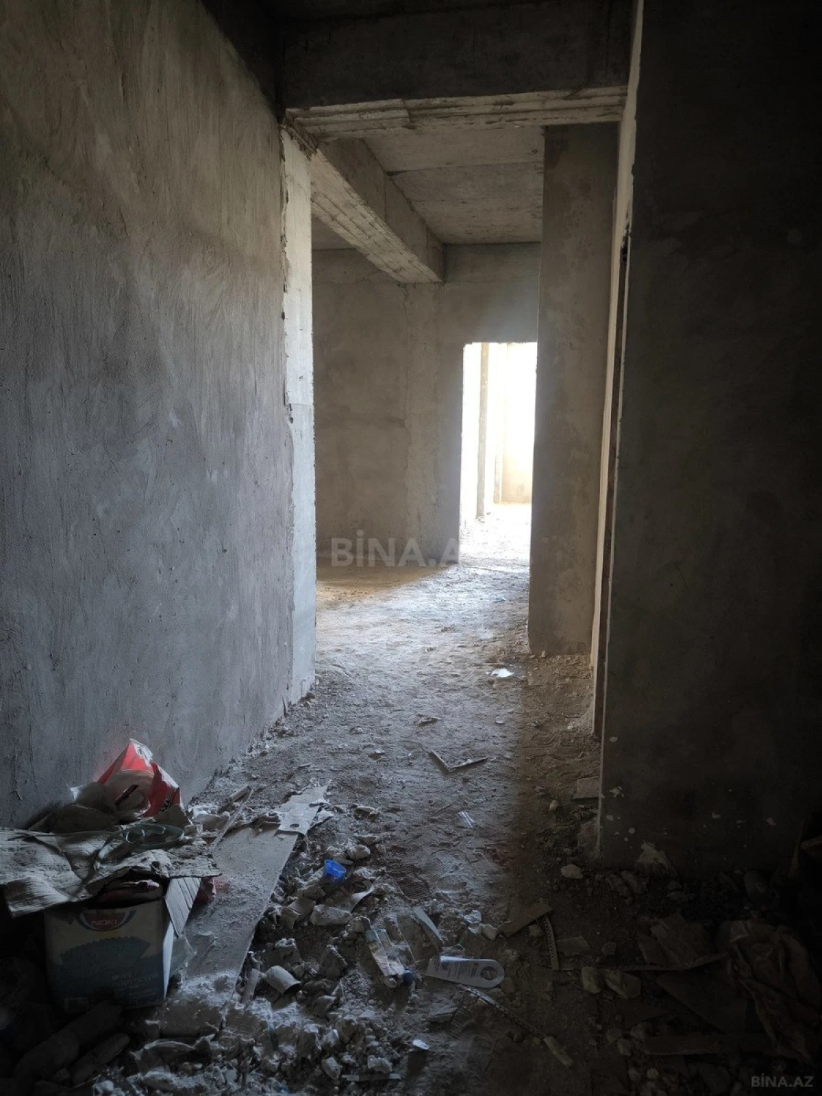 Satılır 3 otaqlı mənzil 138 m²