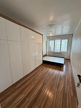 Satılır 2 otaqlı mənzil 75 m²
