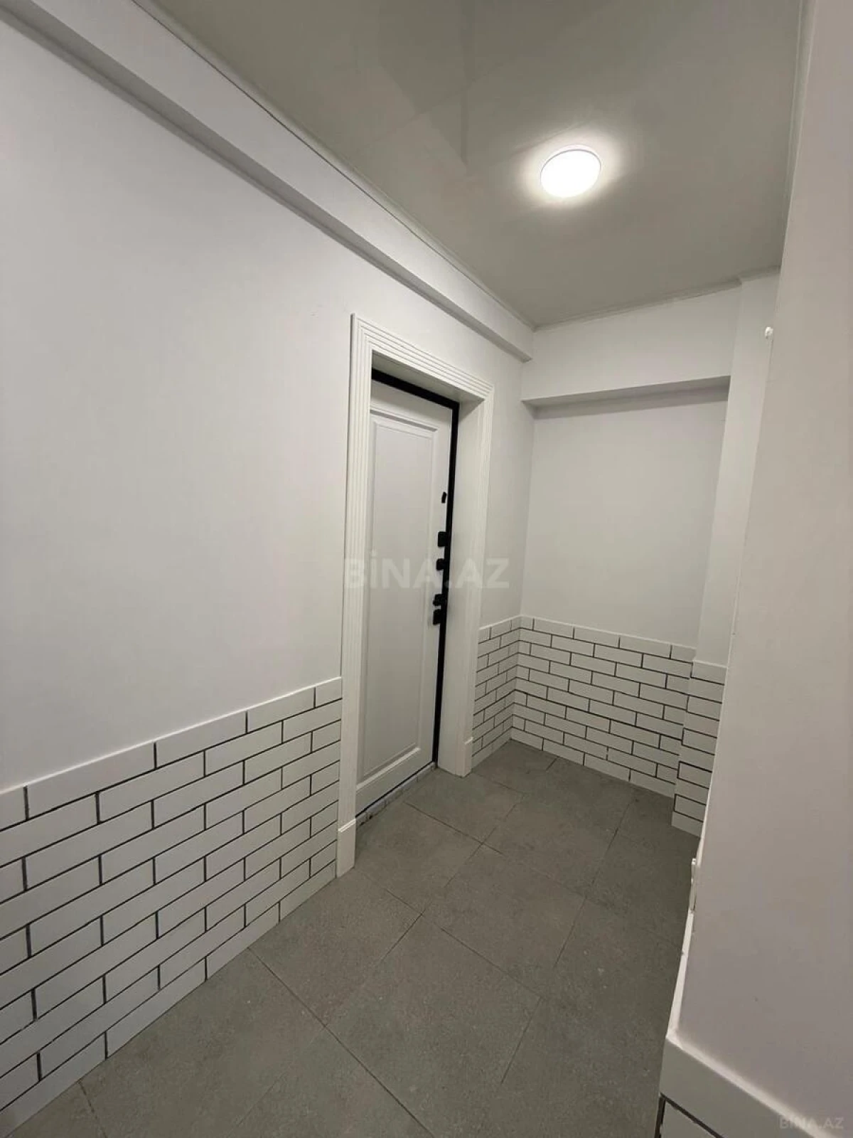 Satılır 2 otaqlı mənzil 75 m²