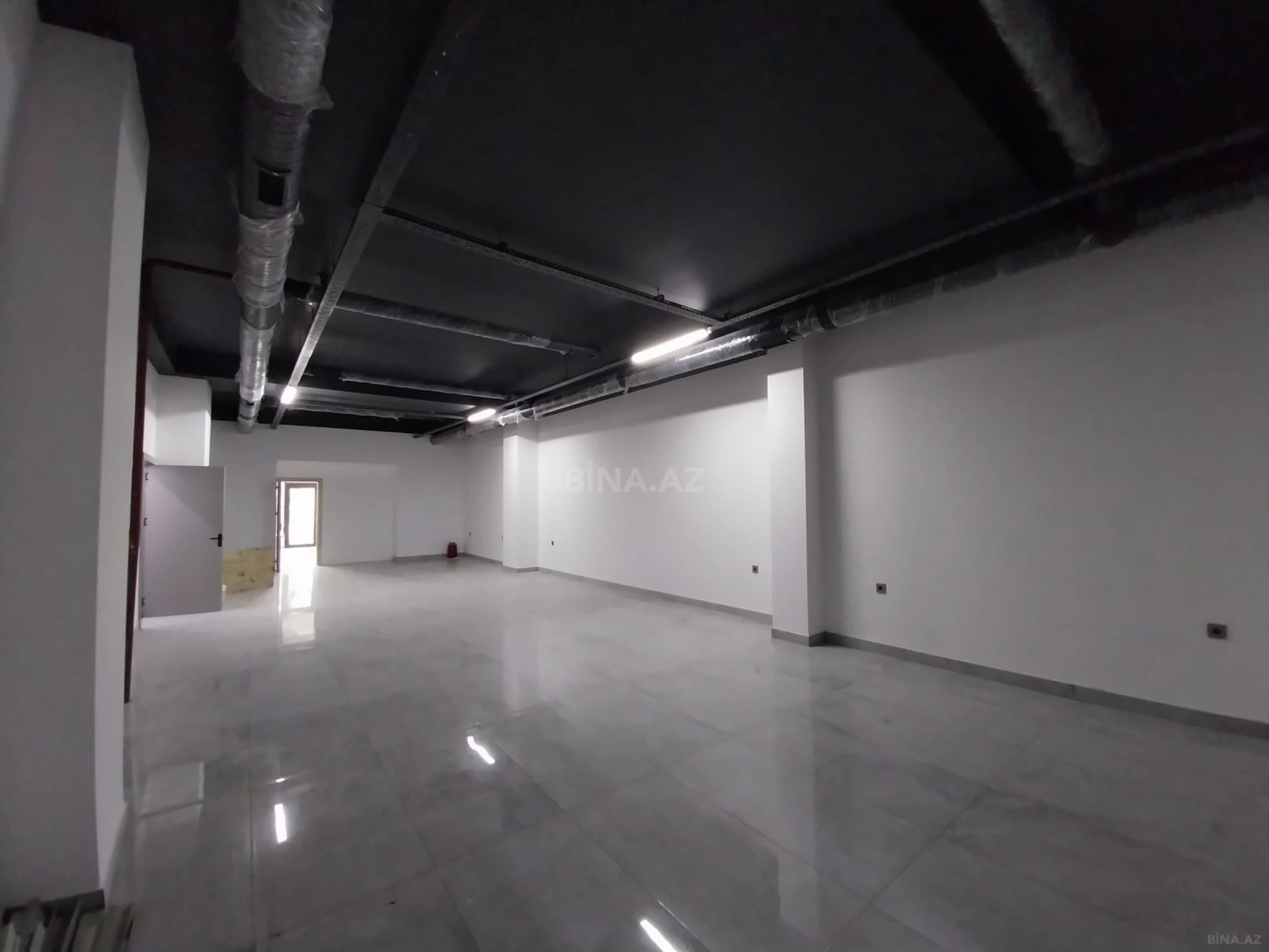 Kirayə verilir obyekt 168 m²