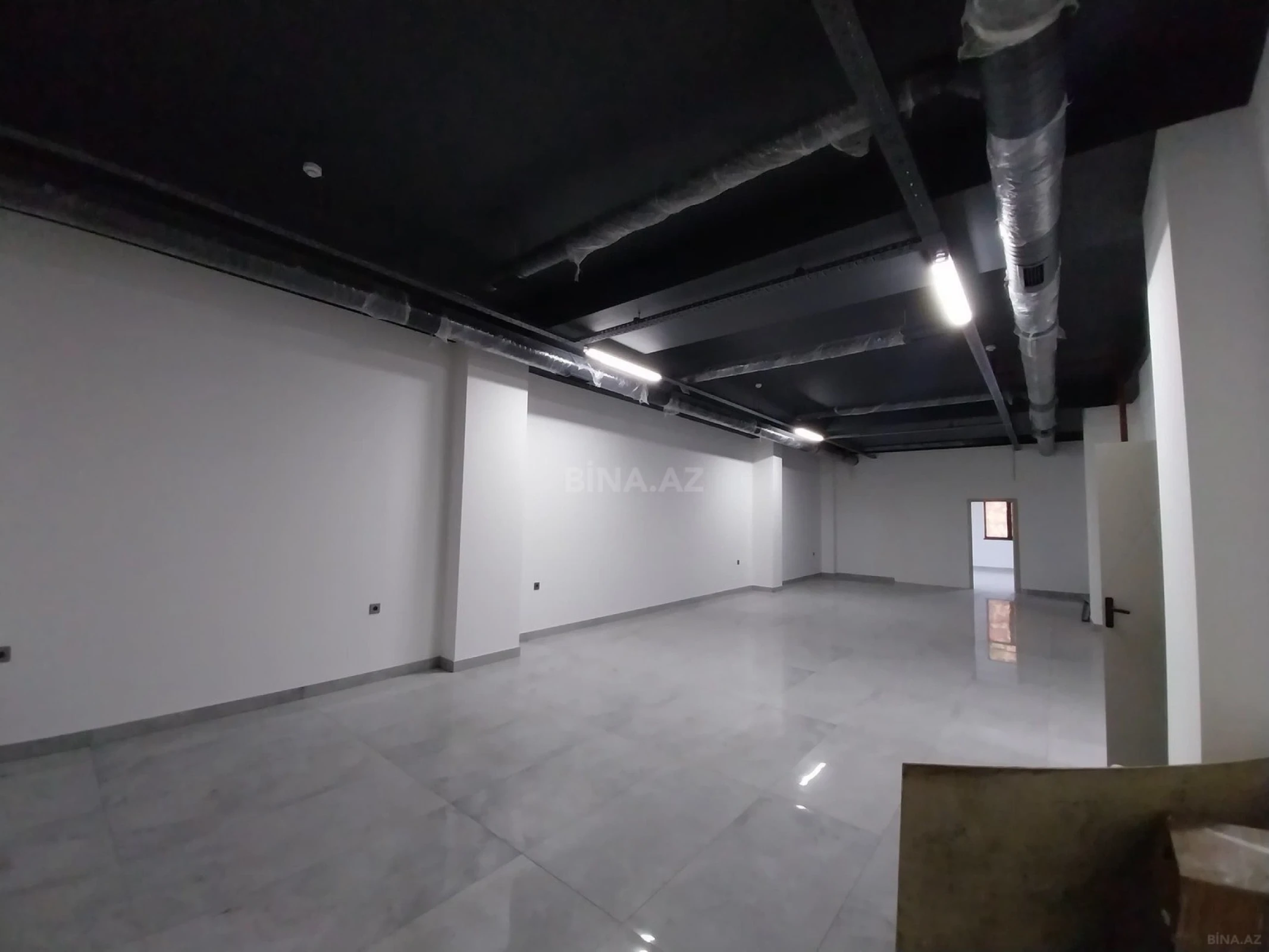 Kirayə verilir obyekt 168 m²