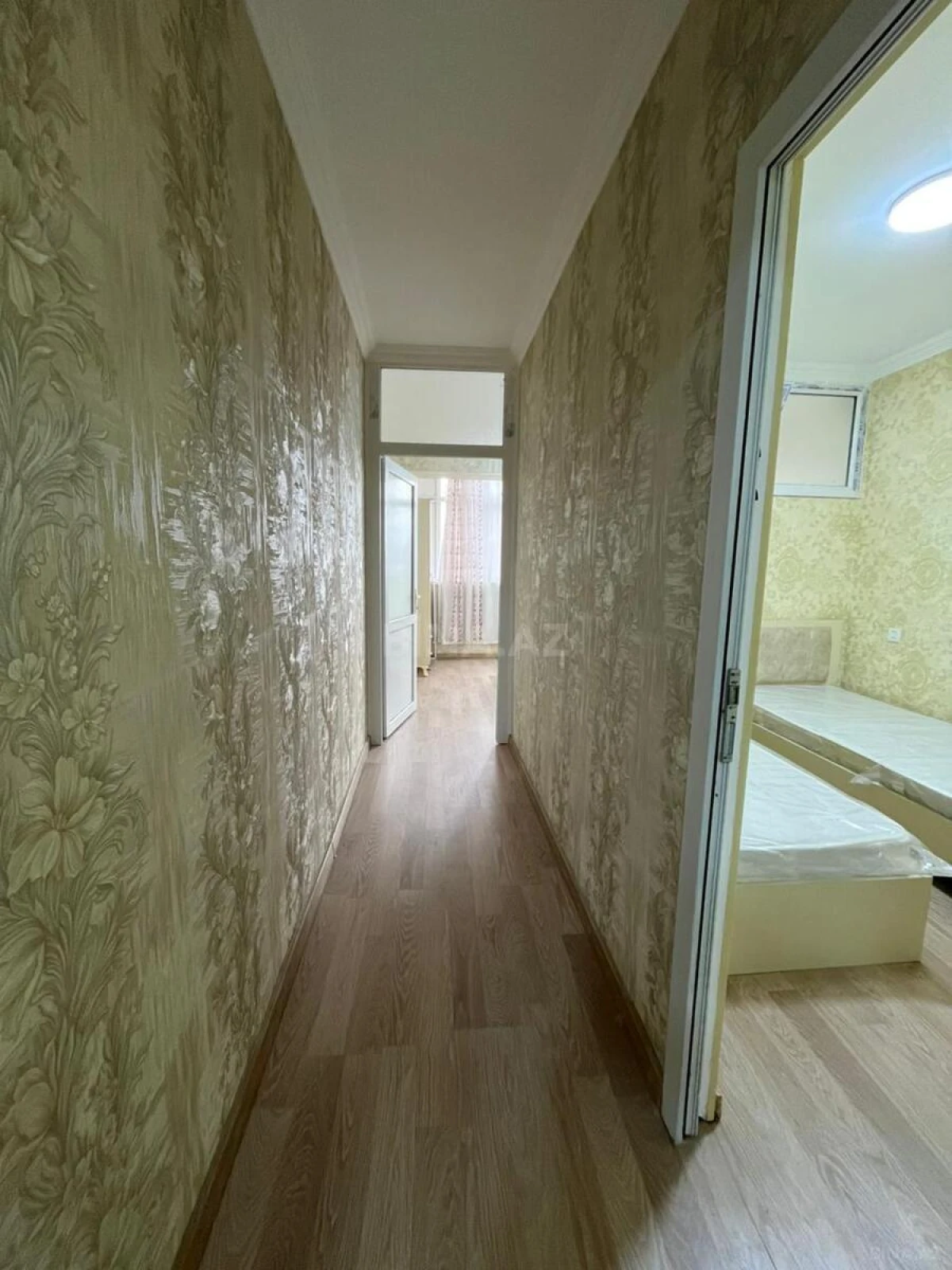 Satılır 2 otaqlı mənzil 60 m²