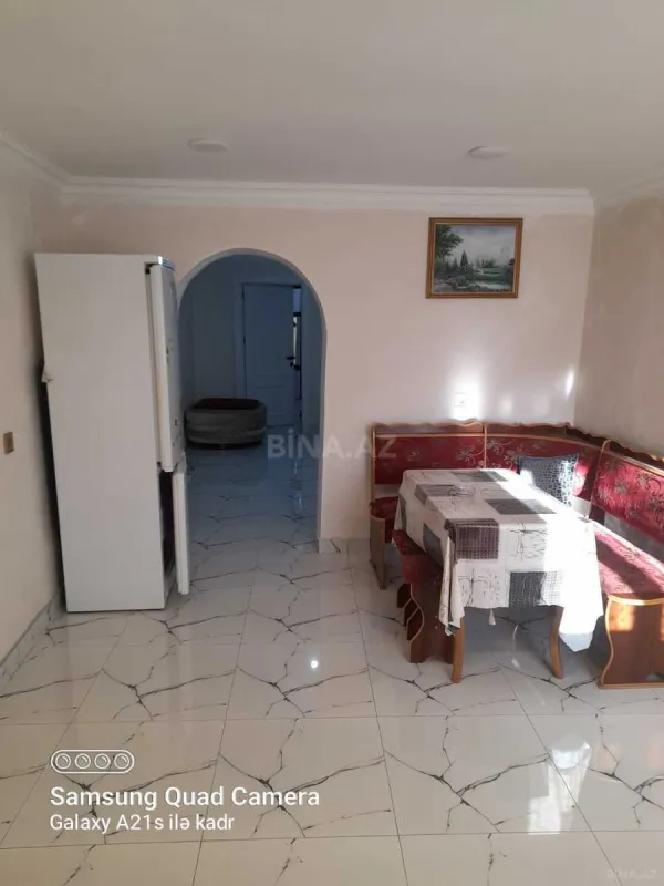 Kirayə verilir 2 otaqlı həyət evi 50 m²