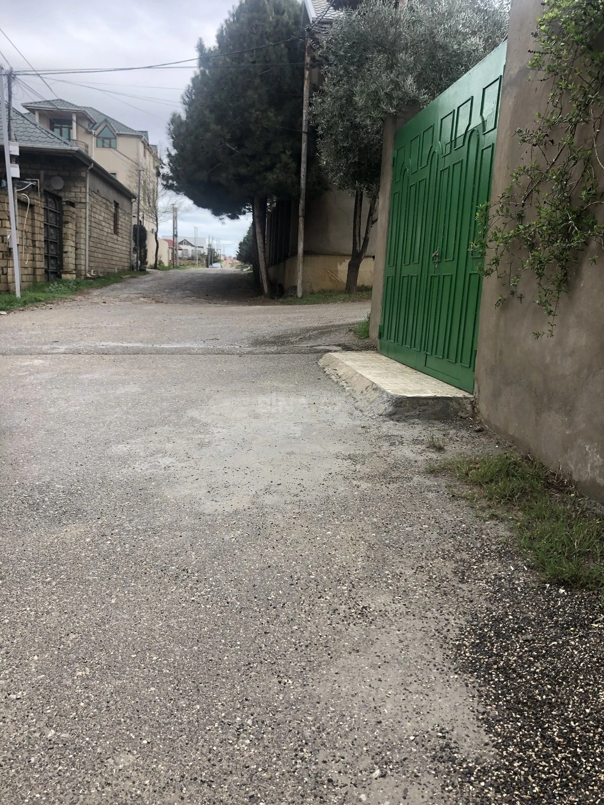 Satılır 4 otaqlı həyət evi 120 m²