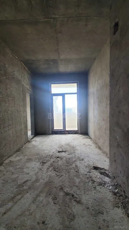 Satılır 3 otaqlı mənzil 97 m²