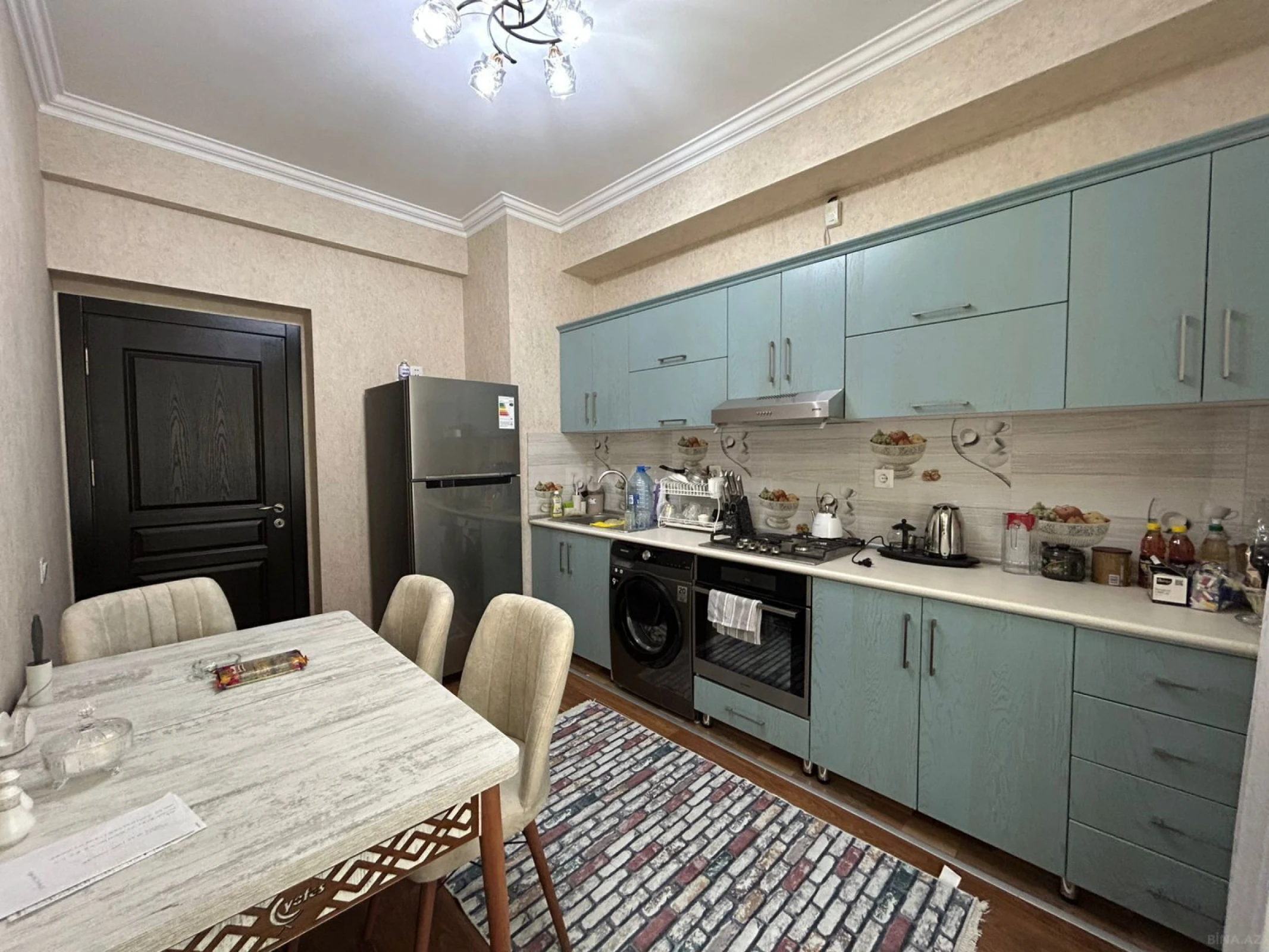 Satılır 2 otaqlı mənzil 79 m²