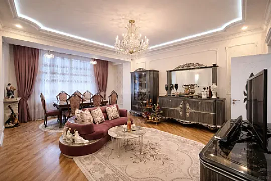 Satılır 4 otaqlı mənzil 155 m² — Bakı, İnşaatçılar 4 otaq 155.00 m²