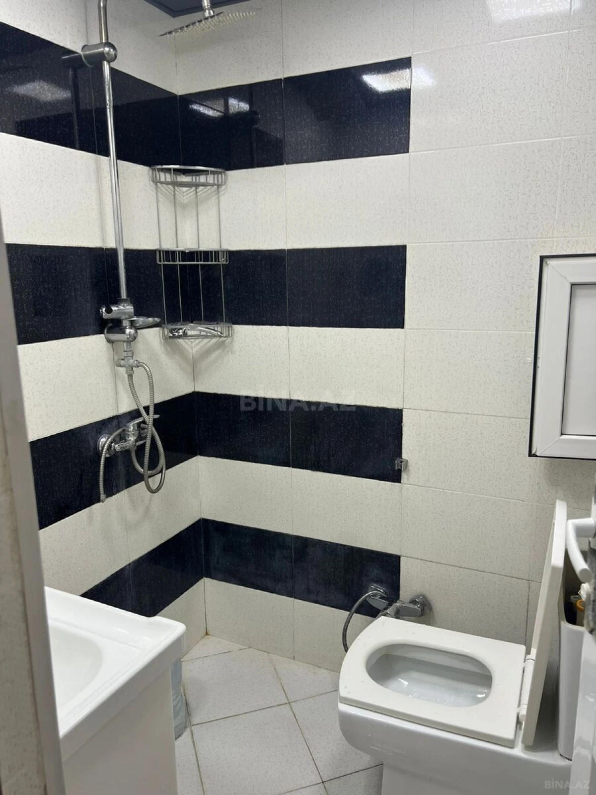 Kirayə verilir 3 otaqlı mənzil 91 m²