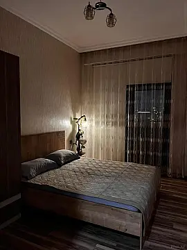 Kirayə verilir 2 otaqlı mənzil 85 m²