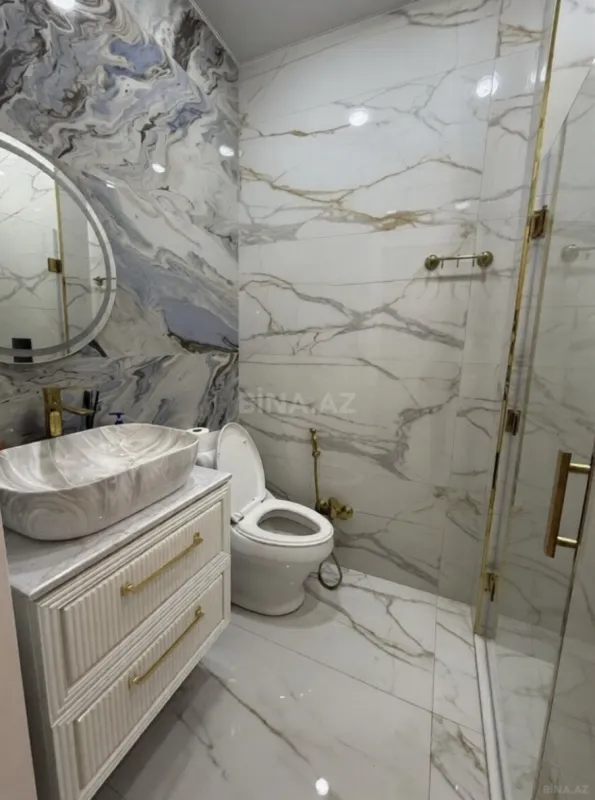 Kirayə verilir 2 otaqlı mənzil 65 m²