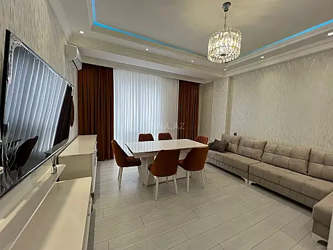 Kirayə verilir 3 otaqlı mənzil 115 m² — Bakı 3 otaq 115.00 m²