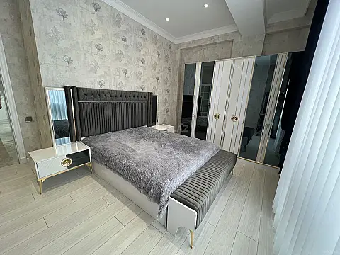 Kirayə verilir 3 otaqlı mənzil 115 m²