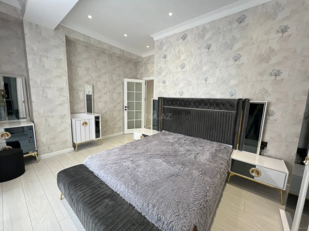 Kirayə verilir 3 otaqlı mənzil 115 m²