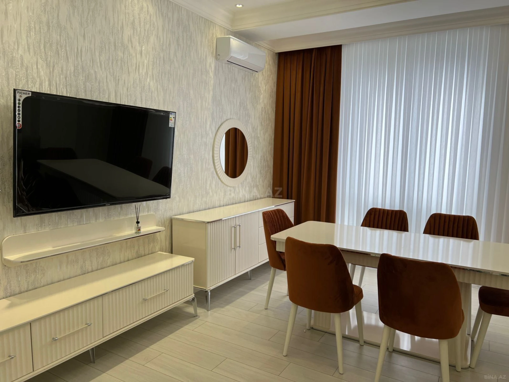 Kirayə verilir 3 otaqlı mənzil 115 m²