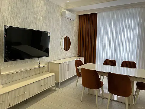 Kirayə verilir 3 otaqlı mənzil 115 m²