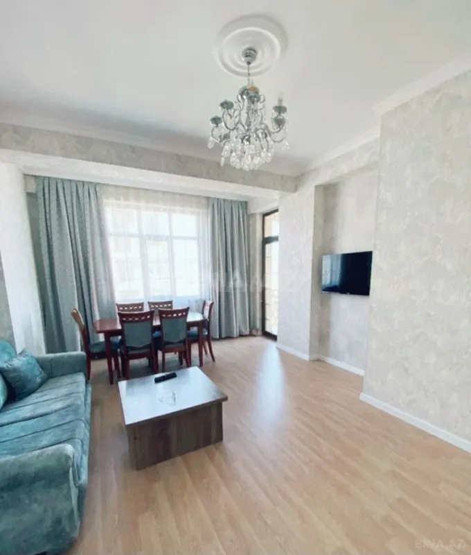 Kirayə verilir 3 otaqlı mənzil 102 m²