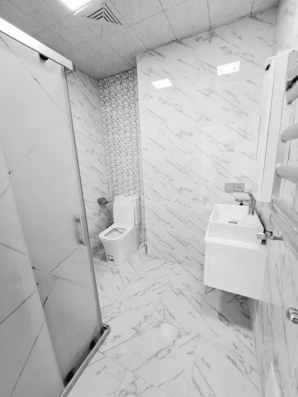 Kirayə verilir 3 otaqlı mənzil 102 m²