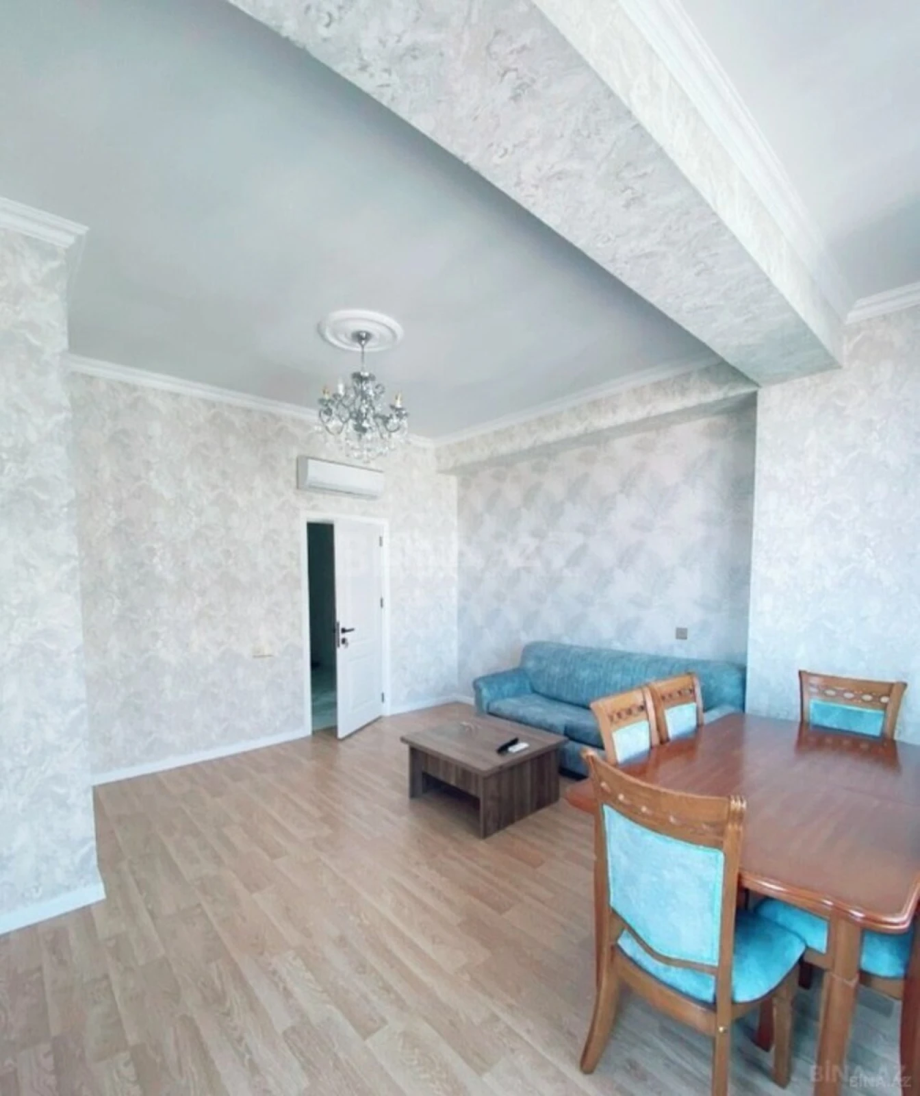 Kirayə verilir 3 otaqlı mənzil 102 m²
