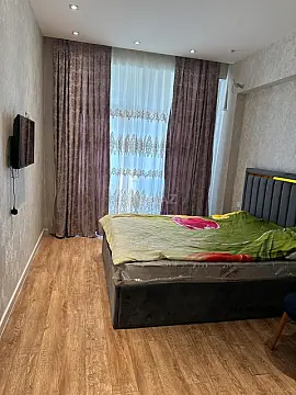 Kirayə verilir 2 otaqlı mənzil 65 m²