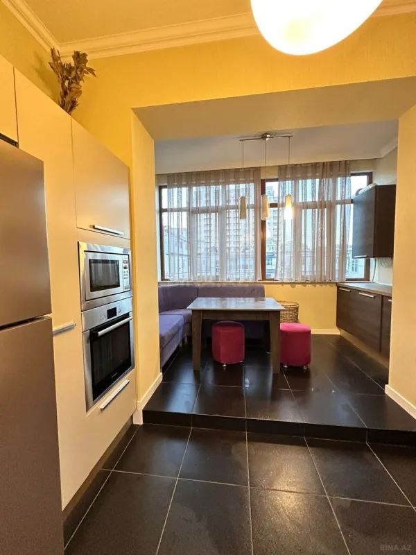 Kirayə verilir 3 otaqlı mənzil 100 m²