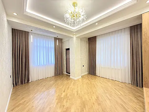 Satılır 3 otaqlı mənzil 102 m²