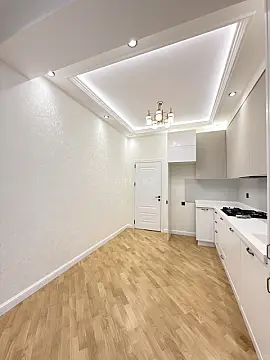 Satılır 3 otaqlı mənzil 102 m²